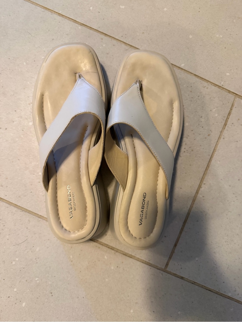 Vagabond White Leather Thong Platform Sandals